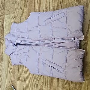 Old navy girls pink puffer vest. Like new.
